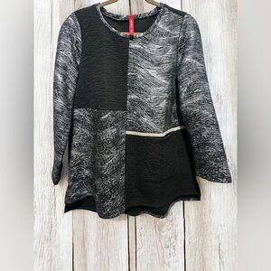IC by Connie K Top Blouse Women’s Black Tunic Lagenlook Artsy Zip Size Small